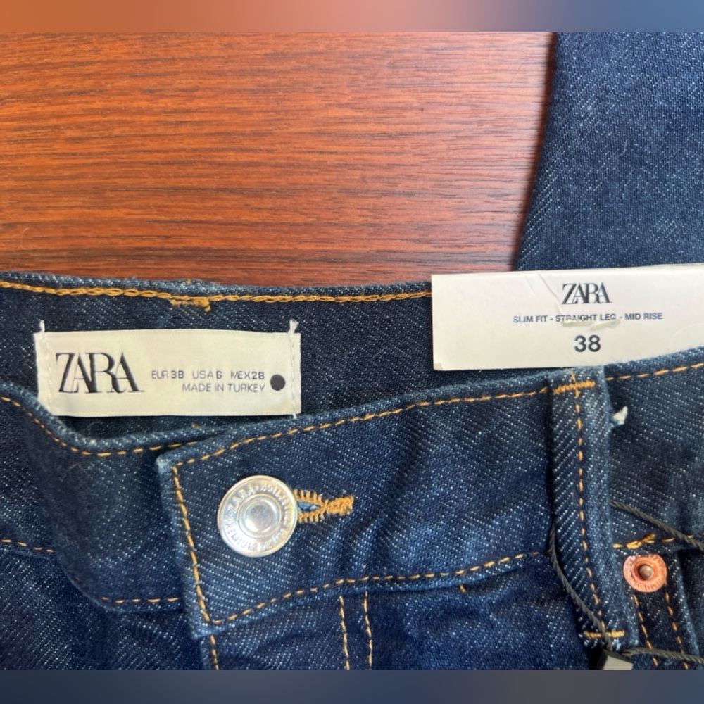 Zara Women’s slim fit/straight leg/midrise Denim Jeans